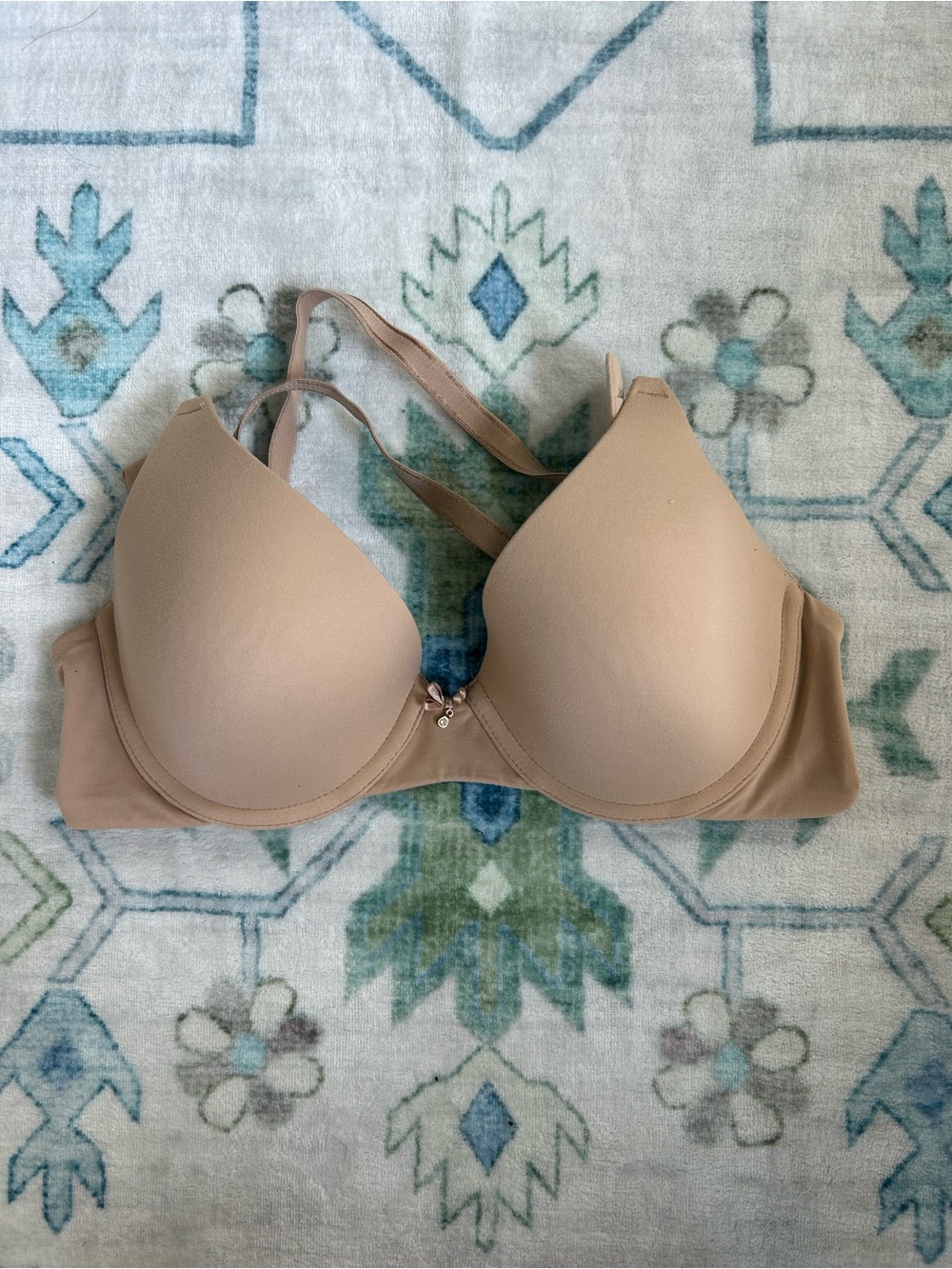 Soma Beige Nude T-Shirt Bra with Subtle Center Charm